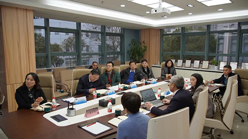 上海市浦東新區(qū)政府黨組成員、副區(qū)長吳強，浦東新區(qū)科經(jīng)委副主任李曉亮，張江管理局副局長吳俊，張江集團副總經(jīng)理王凱榮等調(diào)研美迪西